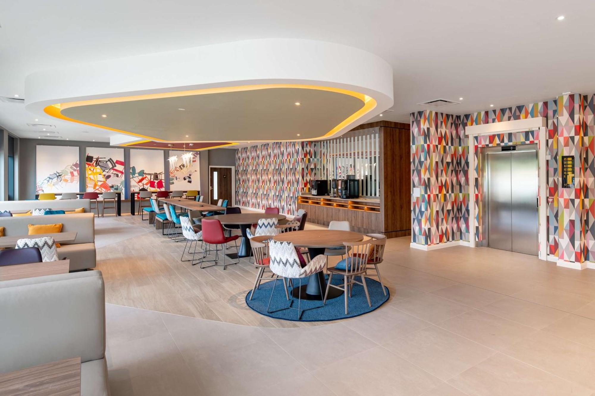מלון Hampton By Hilton היי וויקומב מראה חיצוני תמונה