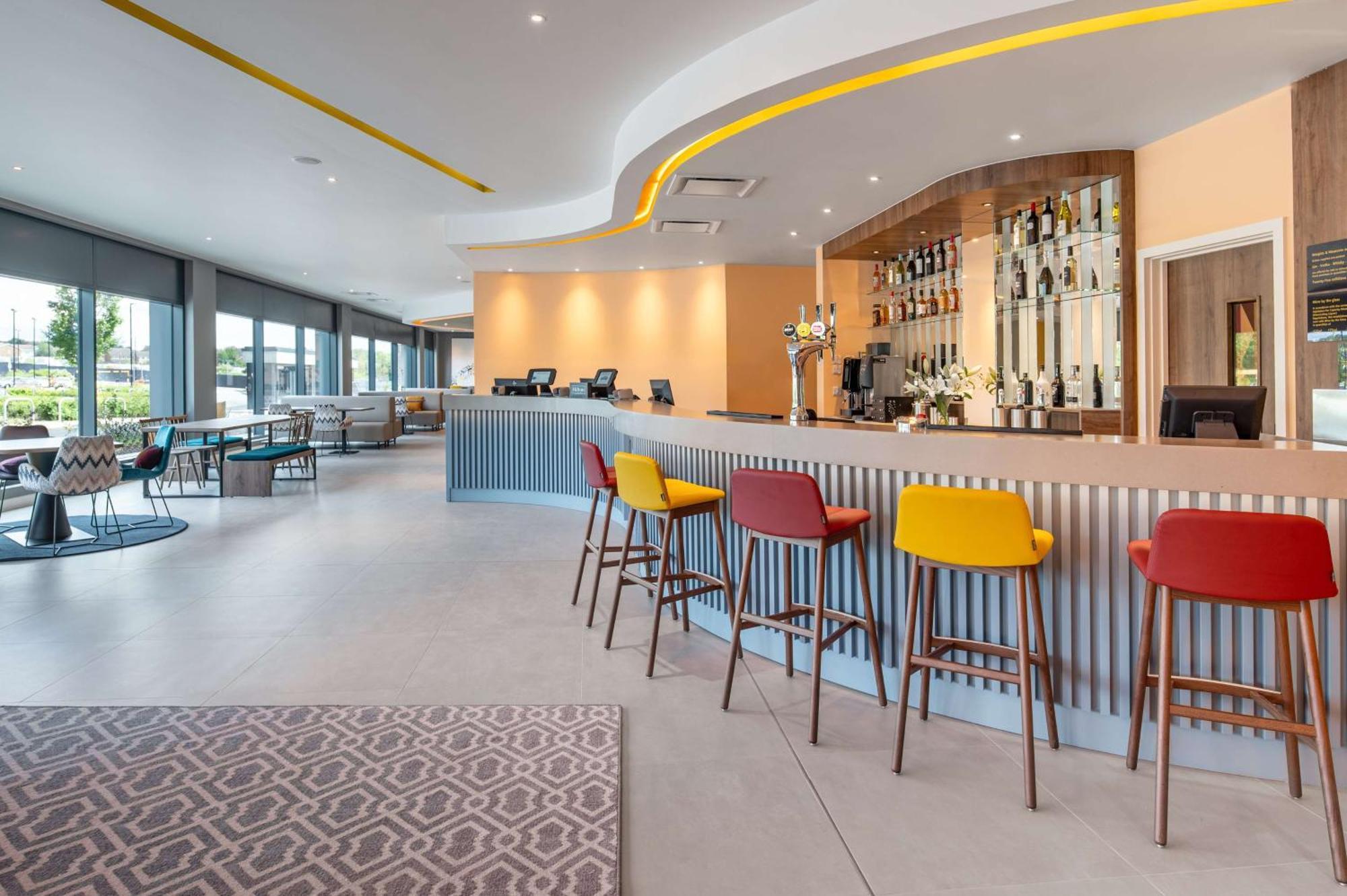 מלון Hampton By Hilton היי וויקומב מראה חיצוני תמונה