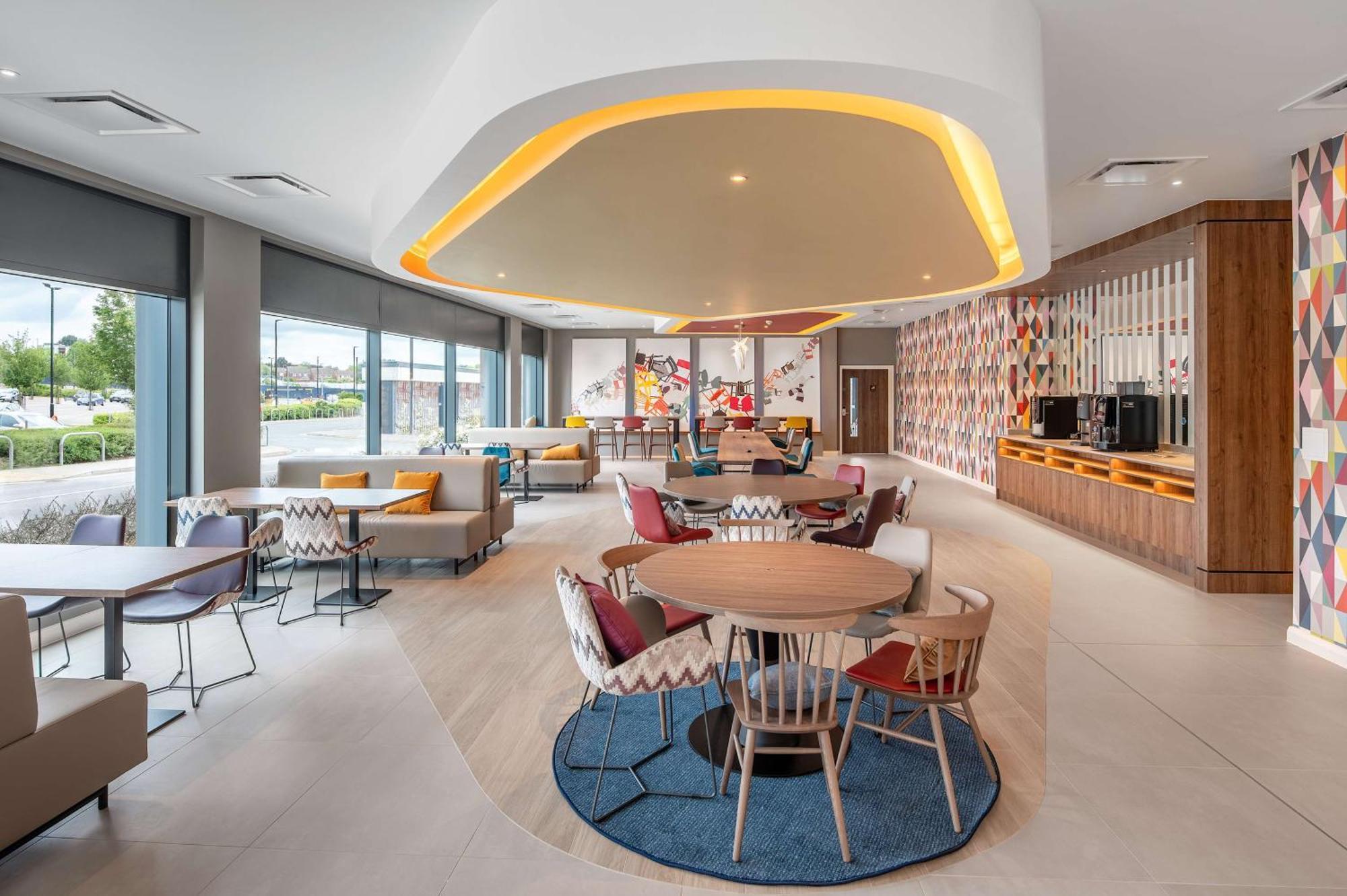 מלון Hampton By Hilton היי וויקומב מראה חיצוני תמונה
